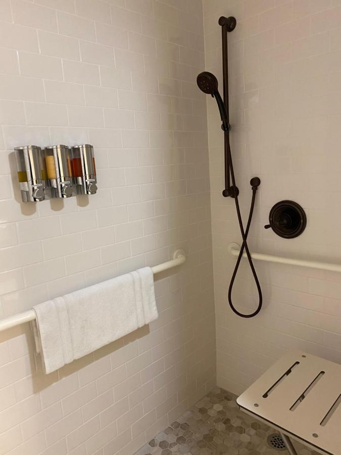 Hotel Hi-Ho - Contactless Check-In Fairfield Bagian luar foto